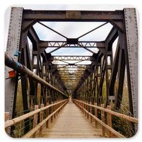 Jakobsweg auf einer stillgelegten Eisenbahnstrecke